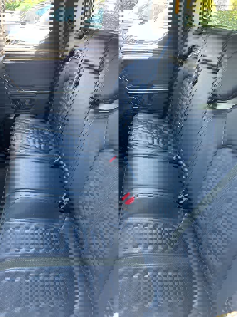 Used 2022 Rivian R1T Launch Edition image 6