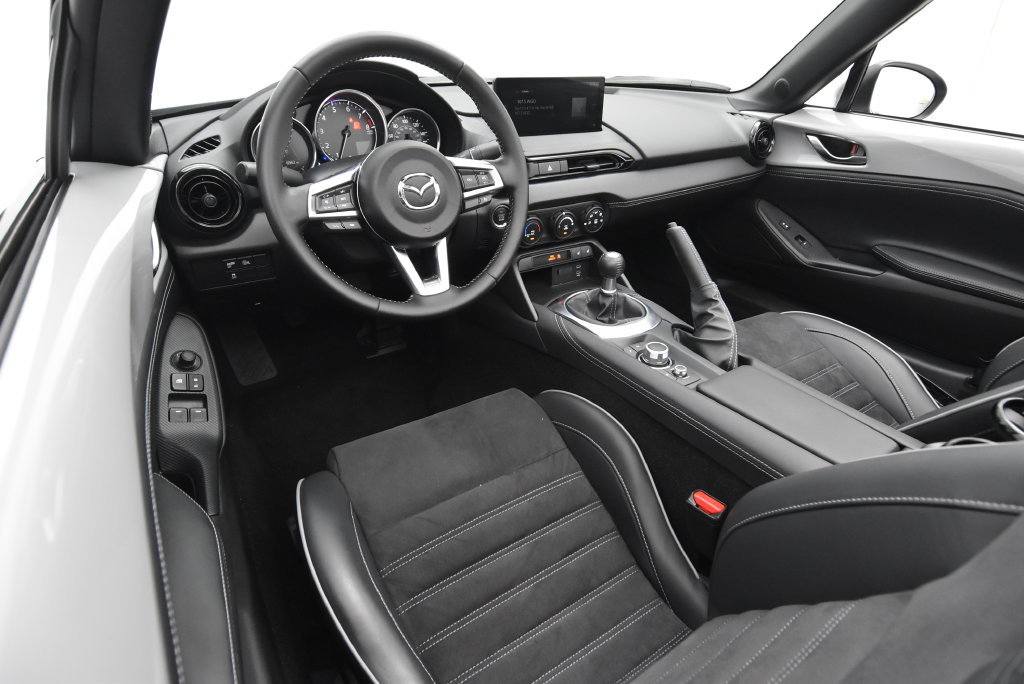 Certified 2025 MAZDA MX-5 Miata Club w/ Brembo/BBS Recaro Package RWD image 33