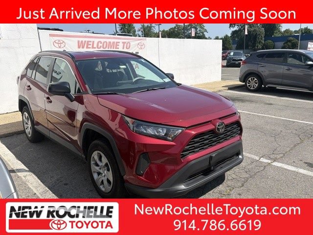 Used 2021 Toyota RAV4 LE AWD/4WD video 1