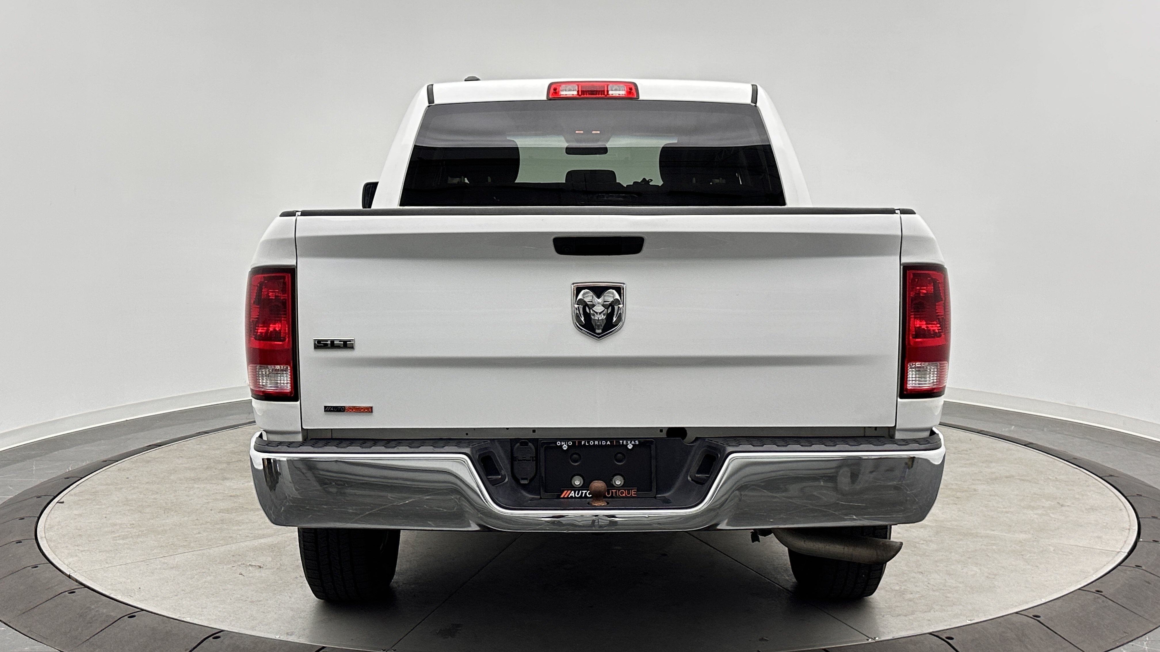 Used 2021 RAM 1500 Classic SLT RWD image 6