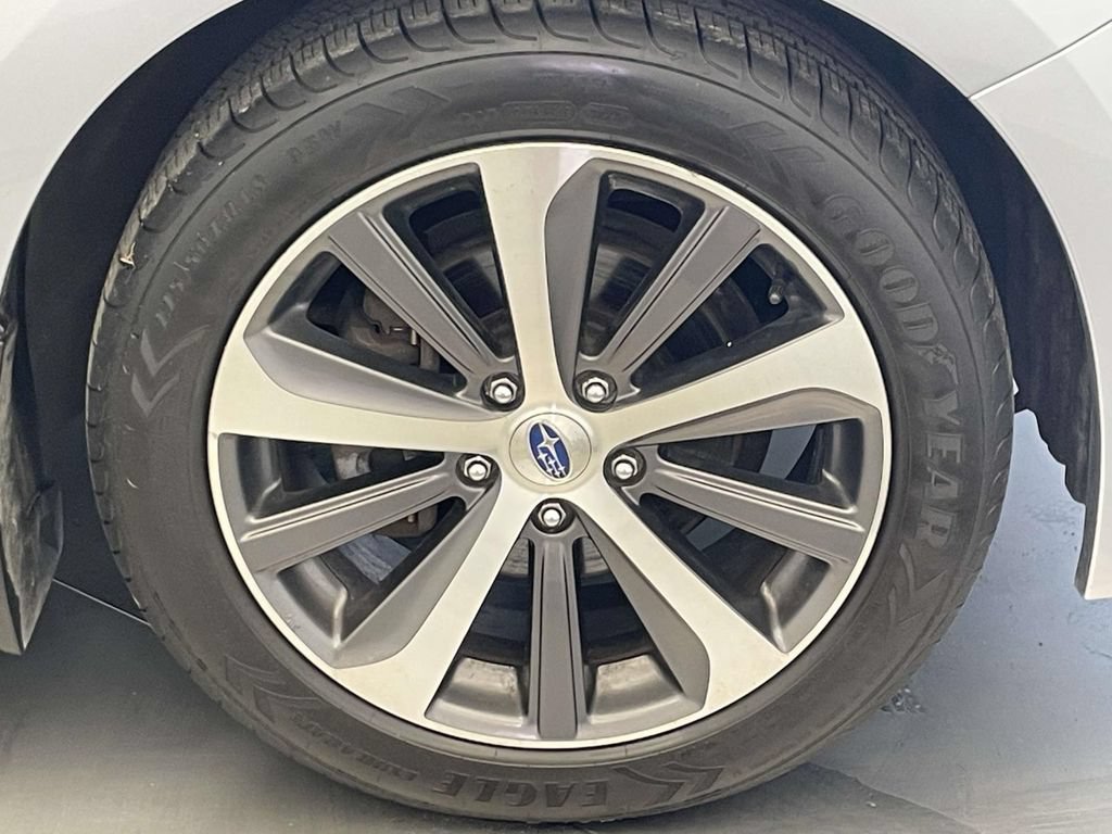 Used 2017 Subaru Legacy 2.5i Limited w/ Cargo Package AWD/4WD image 14