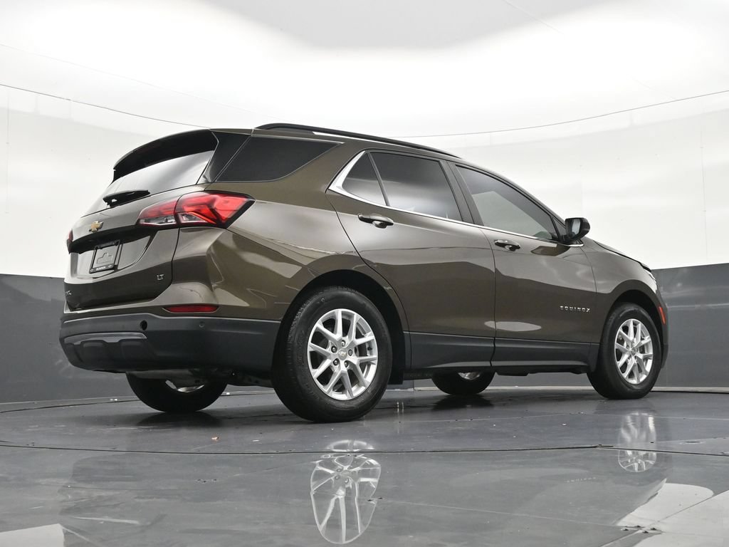 Used 2023 Chevrolet Equinox LT FWD image 29