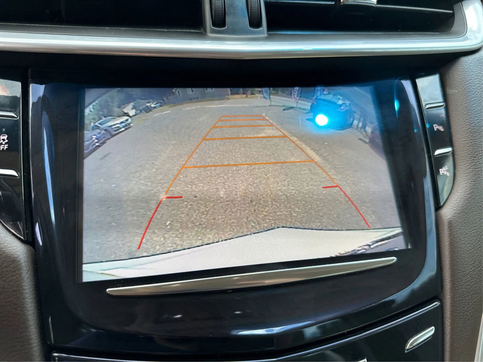 Used 2016 Cadillac XTS Luxury image 28