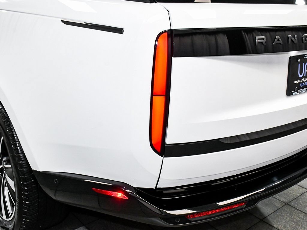 Used 2024 Land Rover Range Rover SE AWD/4WD image 79