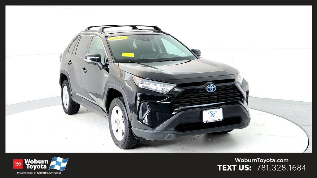 Used 2021 Toyota RAV4 LE w/ Carpet Mat Package (TMS) AWD/4WD image 1