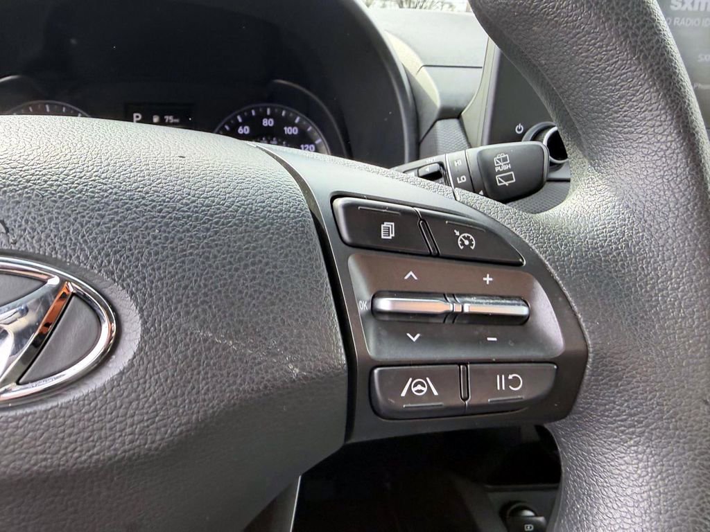 Certified 2023 Hyundai Kona SEL image 24