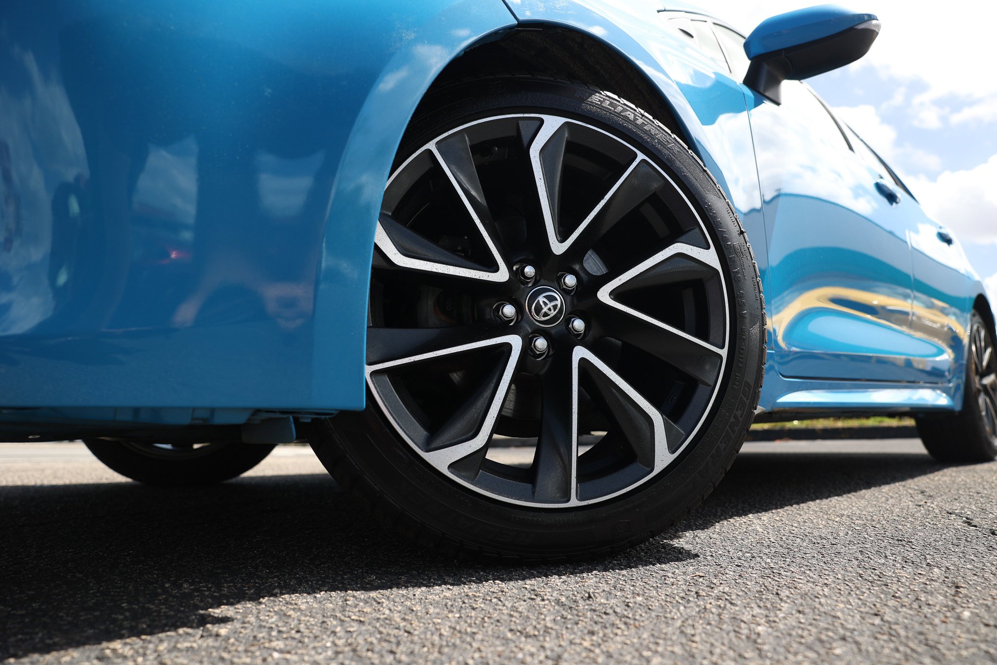 Used 2019 Toyota Corolla SE FWD image 30