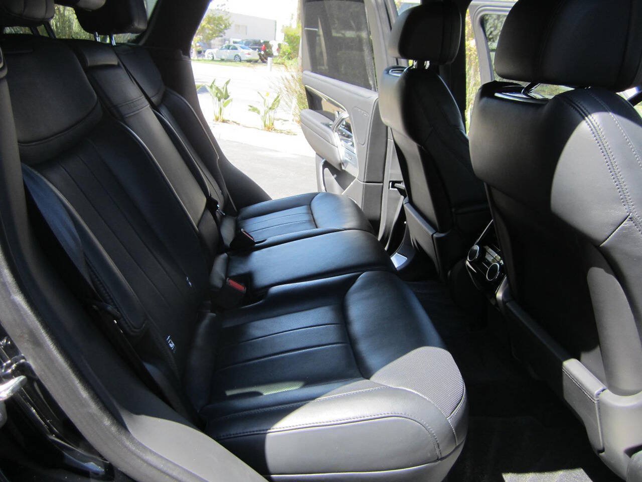Used 2023 Land Rover Range Rover SE AWD/4WD image 19