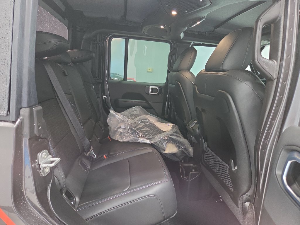 New 2026 Jeep Gladiator Sport AWD/4WD image 11