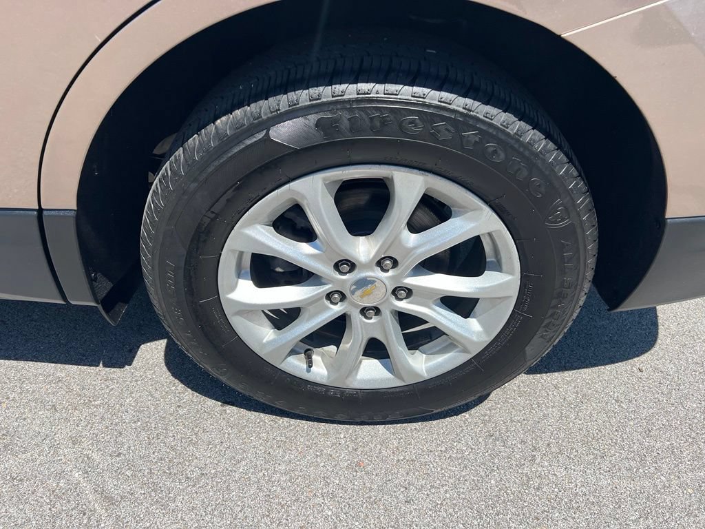 Used 2019 Chevrolet Equinox LT FWD image 14