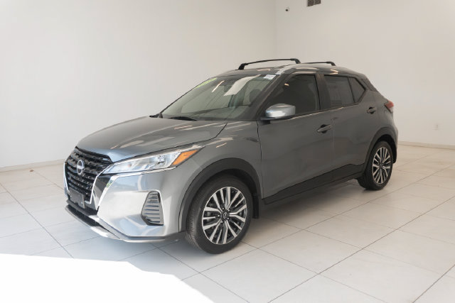 Used 2023 Nissan Kicks SV w/ Exterior Package FWD image 6