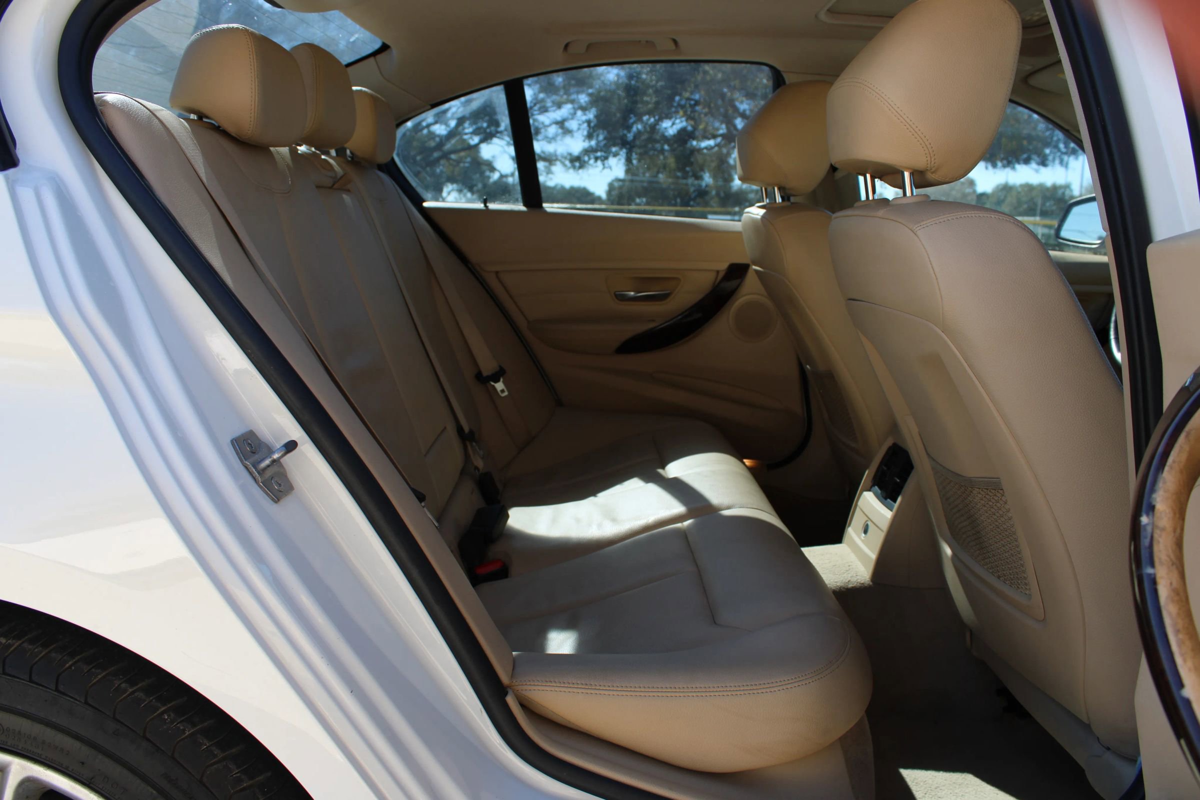 Used 2014 BMW 328i Sedan RWD image 18