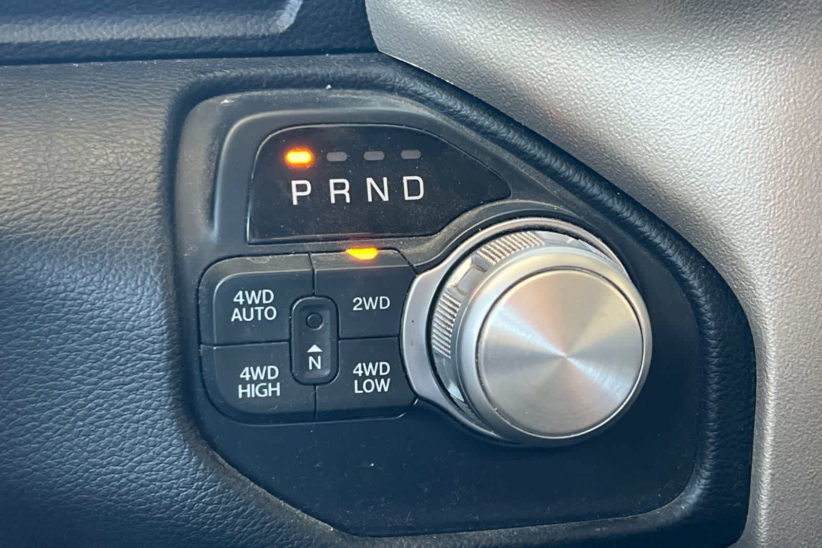 Used 2019 RAM 1500 Laramie AWD/4WD image 23