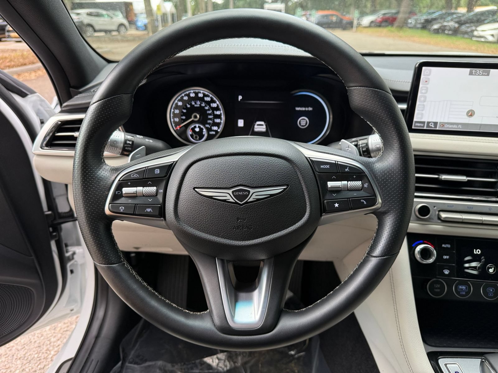 Used 2025 Genesis G70 2.5T AWD/4WD image 28