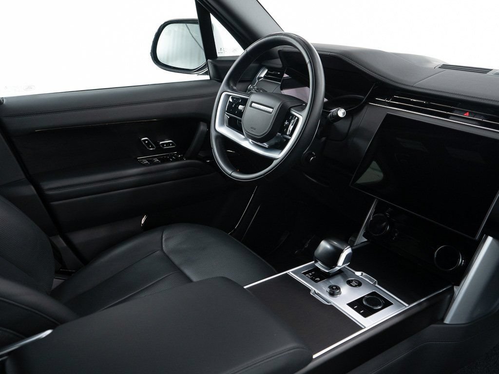 Used 2023 Land Rover Range Rover SV AWD/4WD image 35