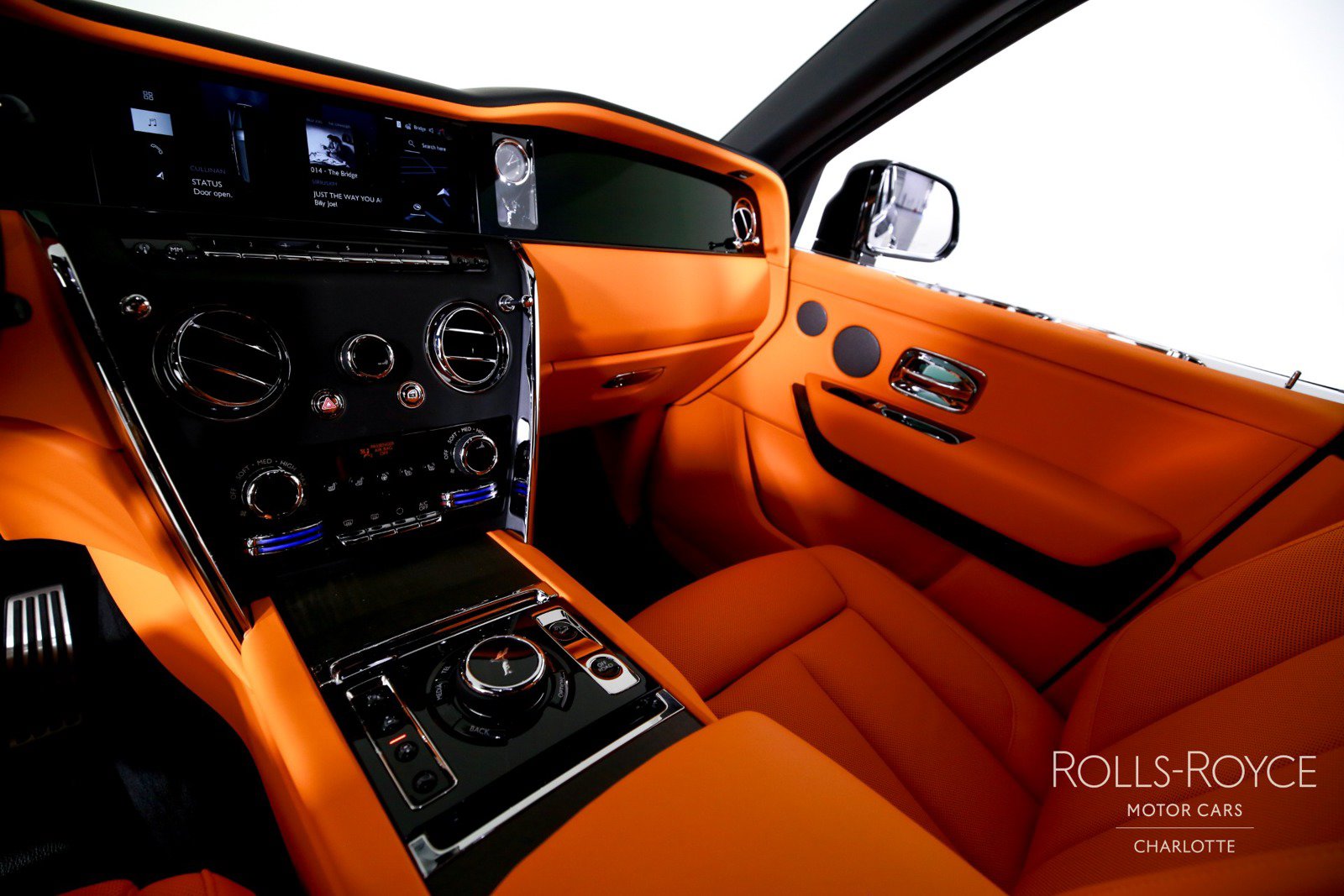 New 2026 Rolls-Royce Cullinan AWD/4WD image 16