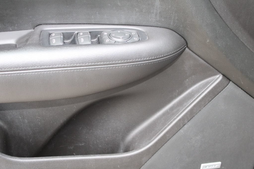 Used 2018 Cadillac XT5 Luxury w/ Driver Awareness Package FWD image 34
