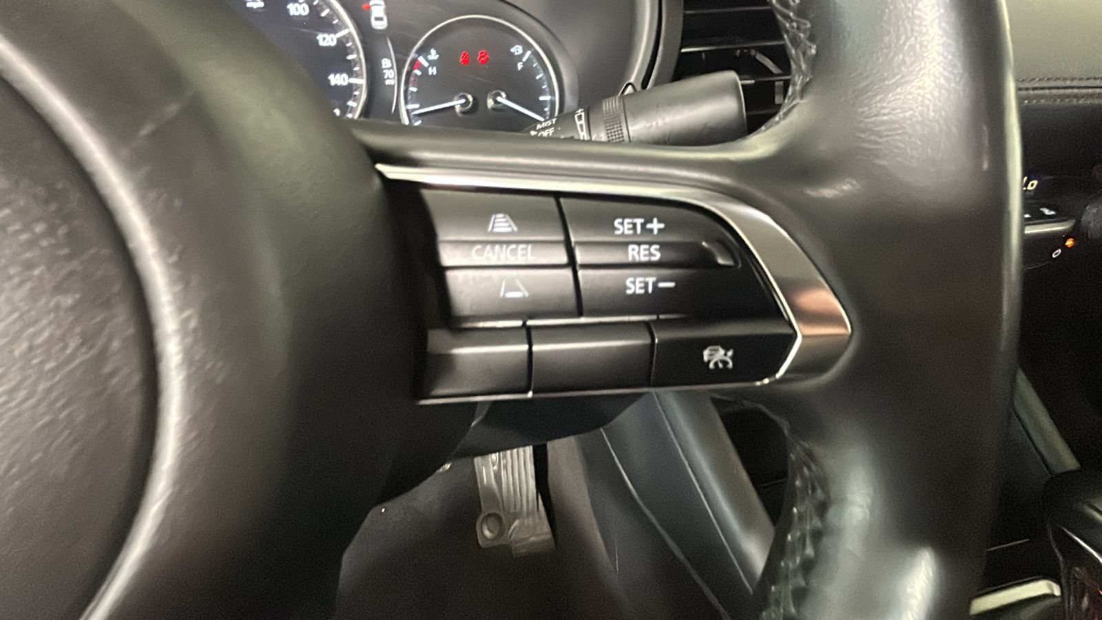 Used 2024 MAZDA MAZDA3 s FWD image 20