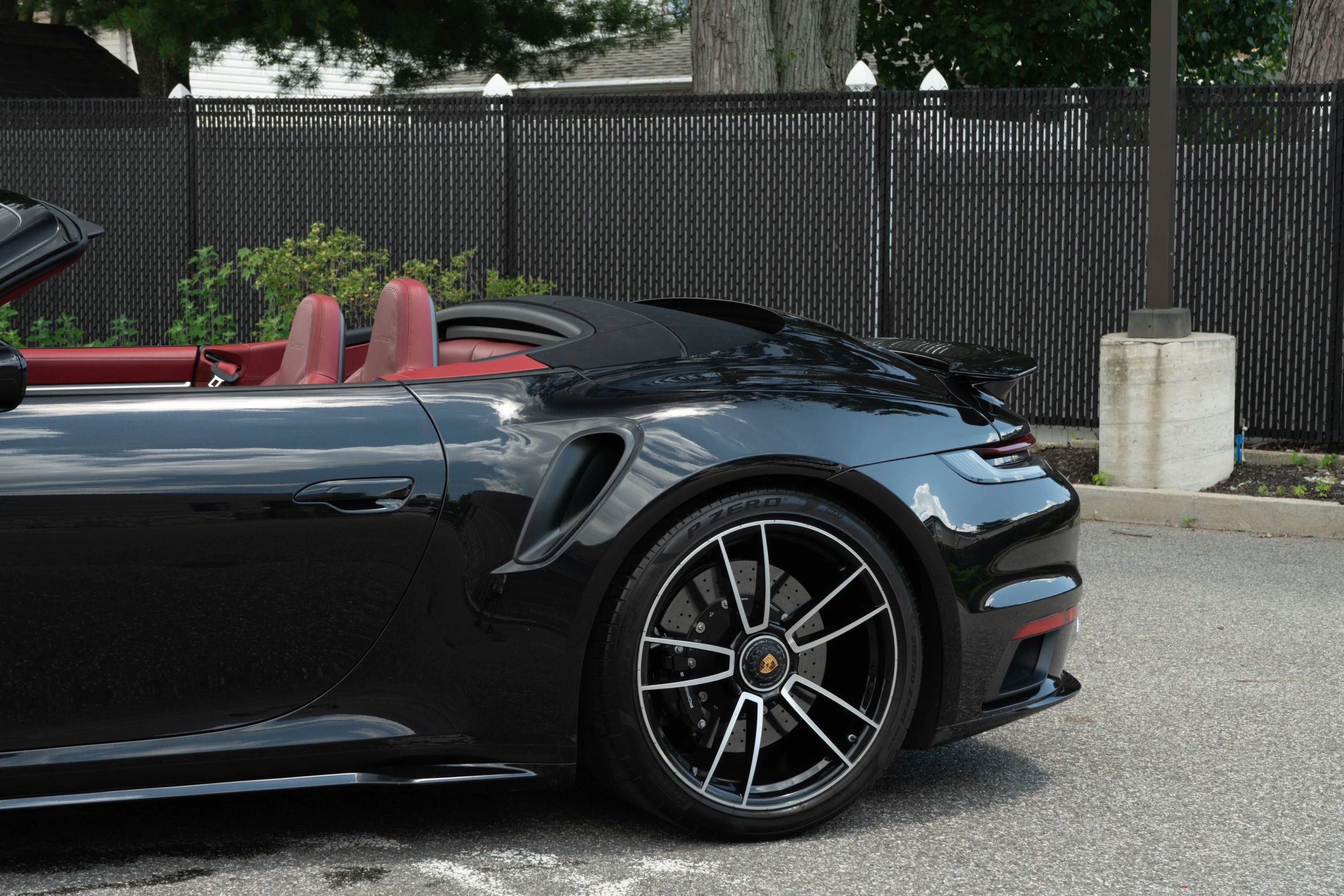 Used 2021 Porsche 911 Turbo image 37