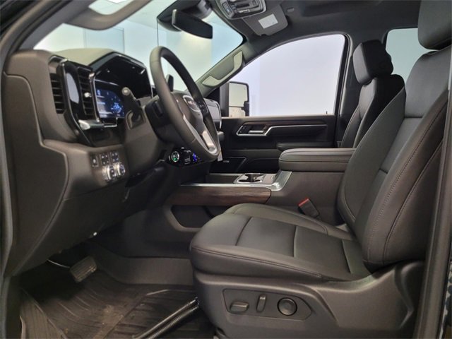 New 2025 GMC Sierra 2500 SLT image 5