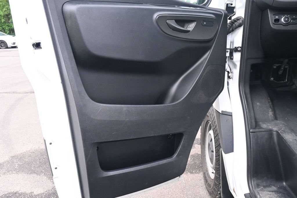 Used 2023 Mercedes-Benz Sprinter 2500 image 14