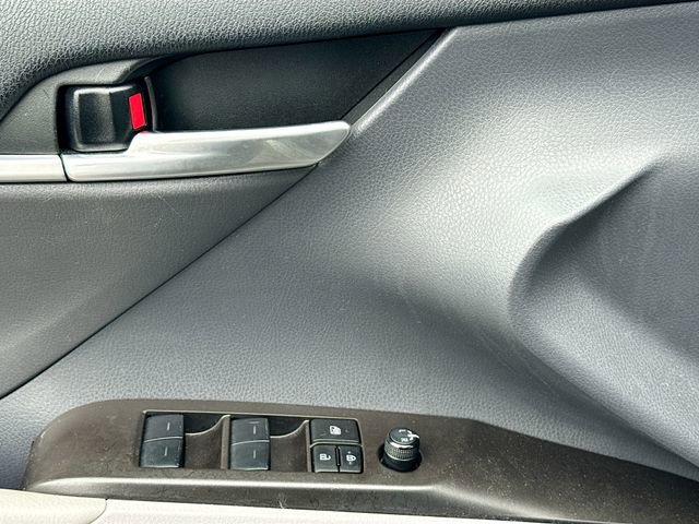 Used 2023 Toyota Camry LE FWD image 8