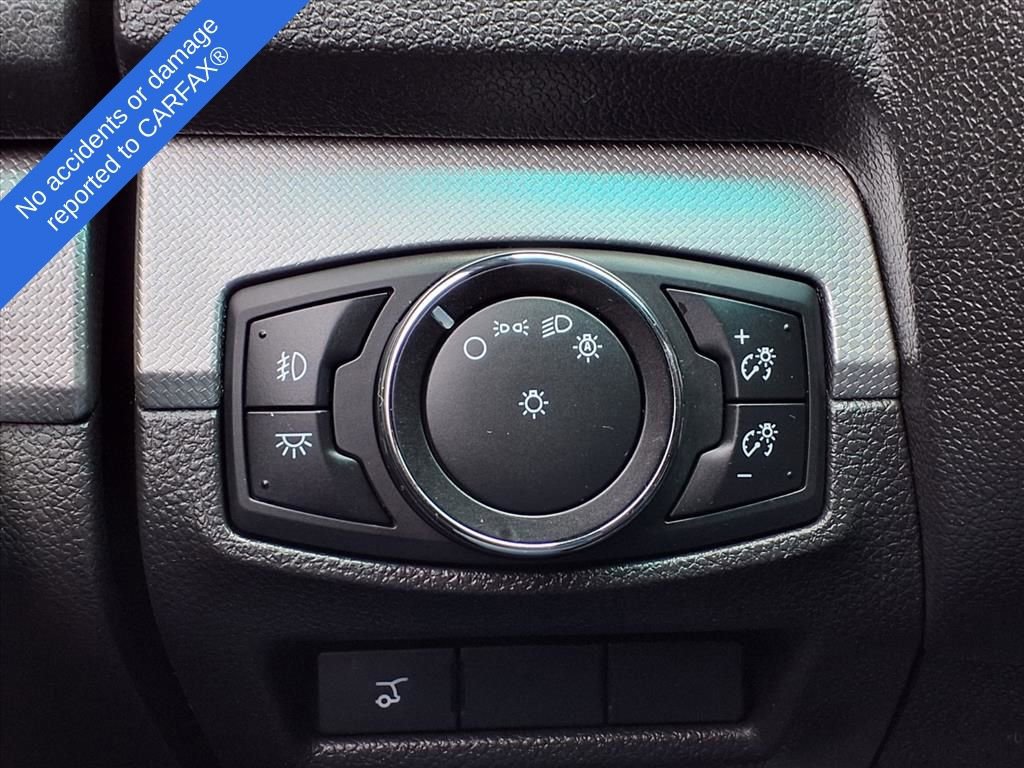 Used 2014 Ford Explorer XLT w/ Equipment Group 202A FWD image 28