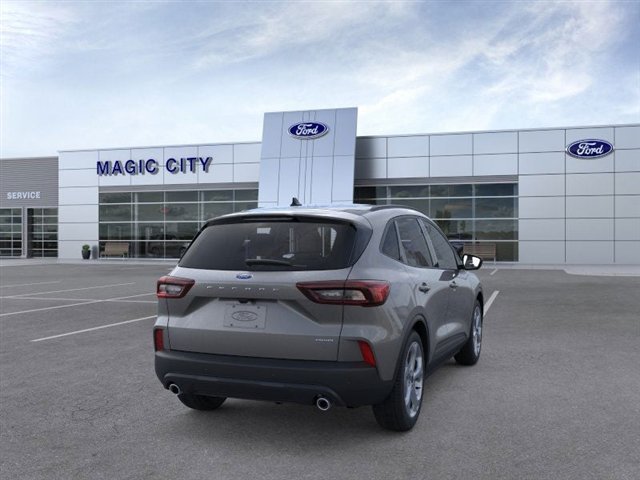 New 2026 Ford Escape ST-Line w/ Tech Pack #1 AWD/4WD image 8