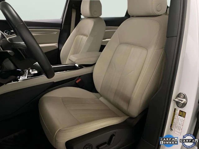 Used 2024 Audi Q8 e-tron Premium AWD/4WD image 66