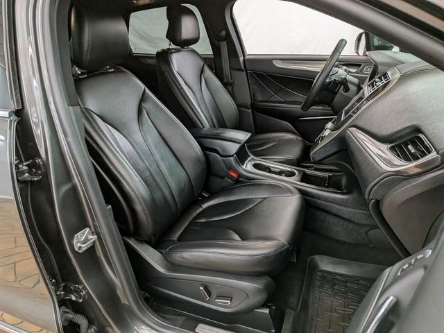 Used 2019 Lincoln MKC Premiere image 22