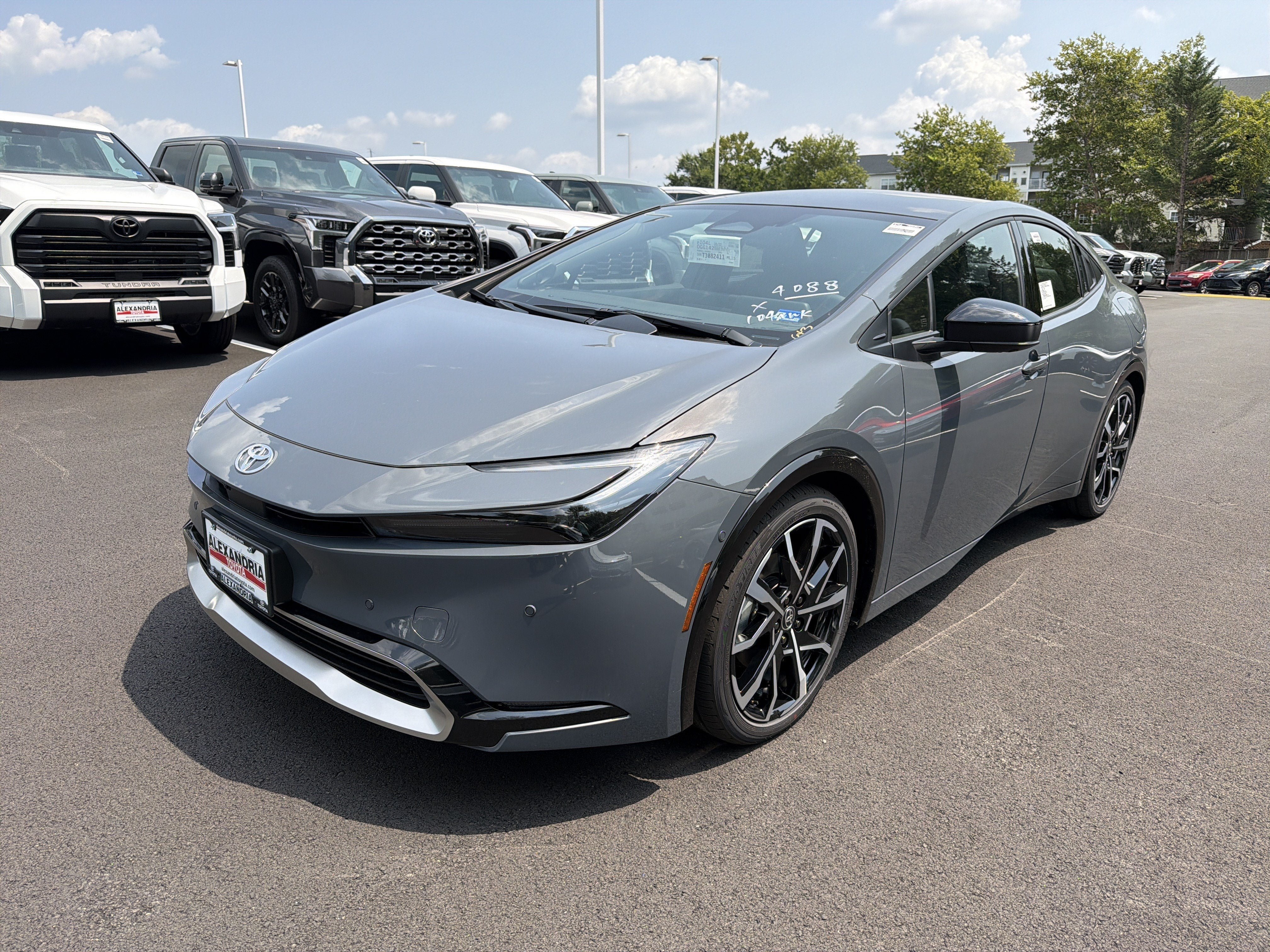 New 2026 Toyota Prius Plug-In Hybrid FWD image 1