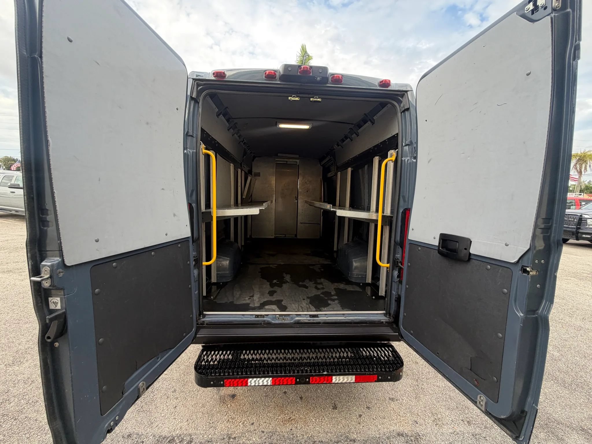 Used 2020 RAM ProMaster 3500 159 High Roof Extended FWD image 5
