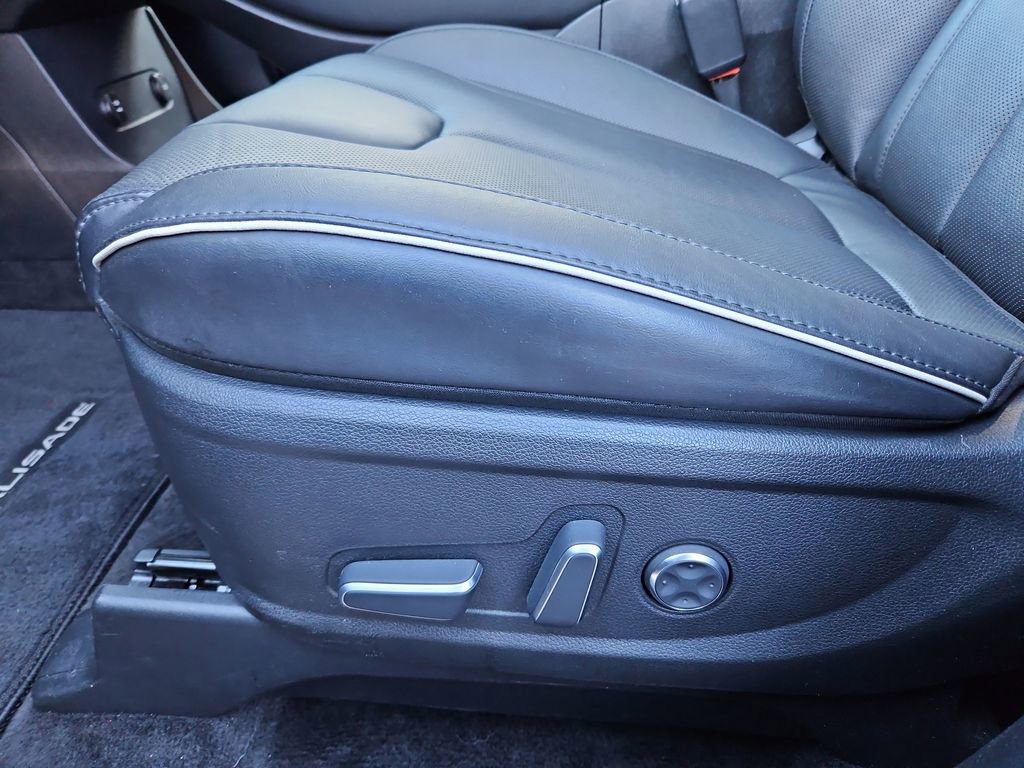 Used 2025 Hyundai Palisade SEL image 27