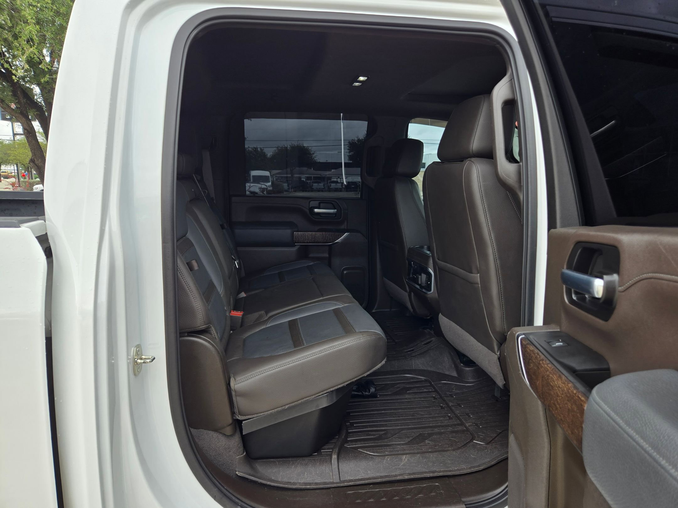 Certified 2020 GMC Sierra 2500 Denali w/ Denali Ultimate Package AWD/4WD image 22