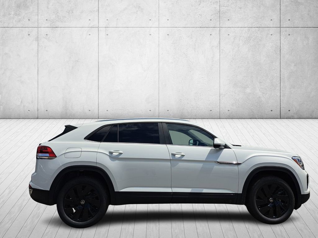 New 2026 Volkswagen Atlas Cross Sport SE FWD image 3