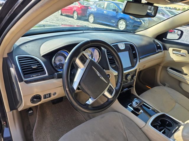 Used 2012 Chrysler 300 image 13