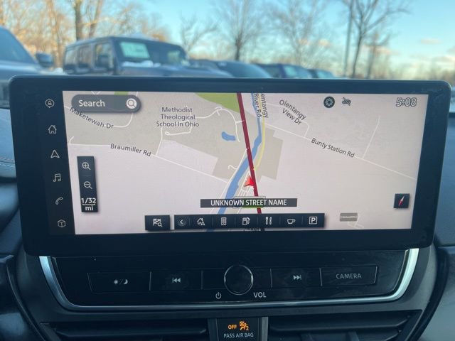 Used 2024 Nissan Altima 2.0 SR image 15