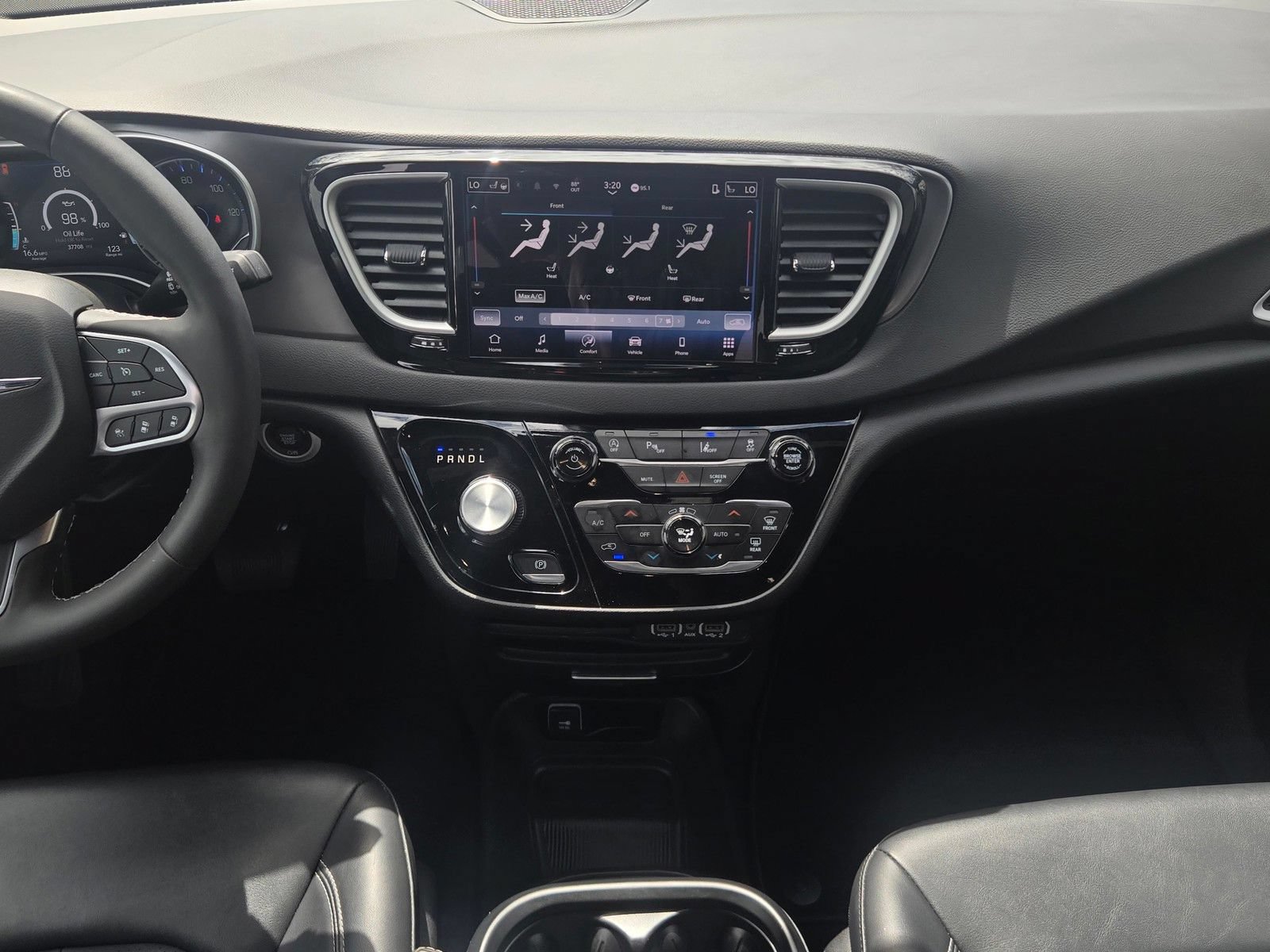 Used 2025 Chrysler Pacifica Select FWD image 12