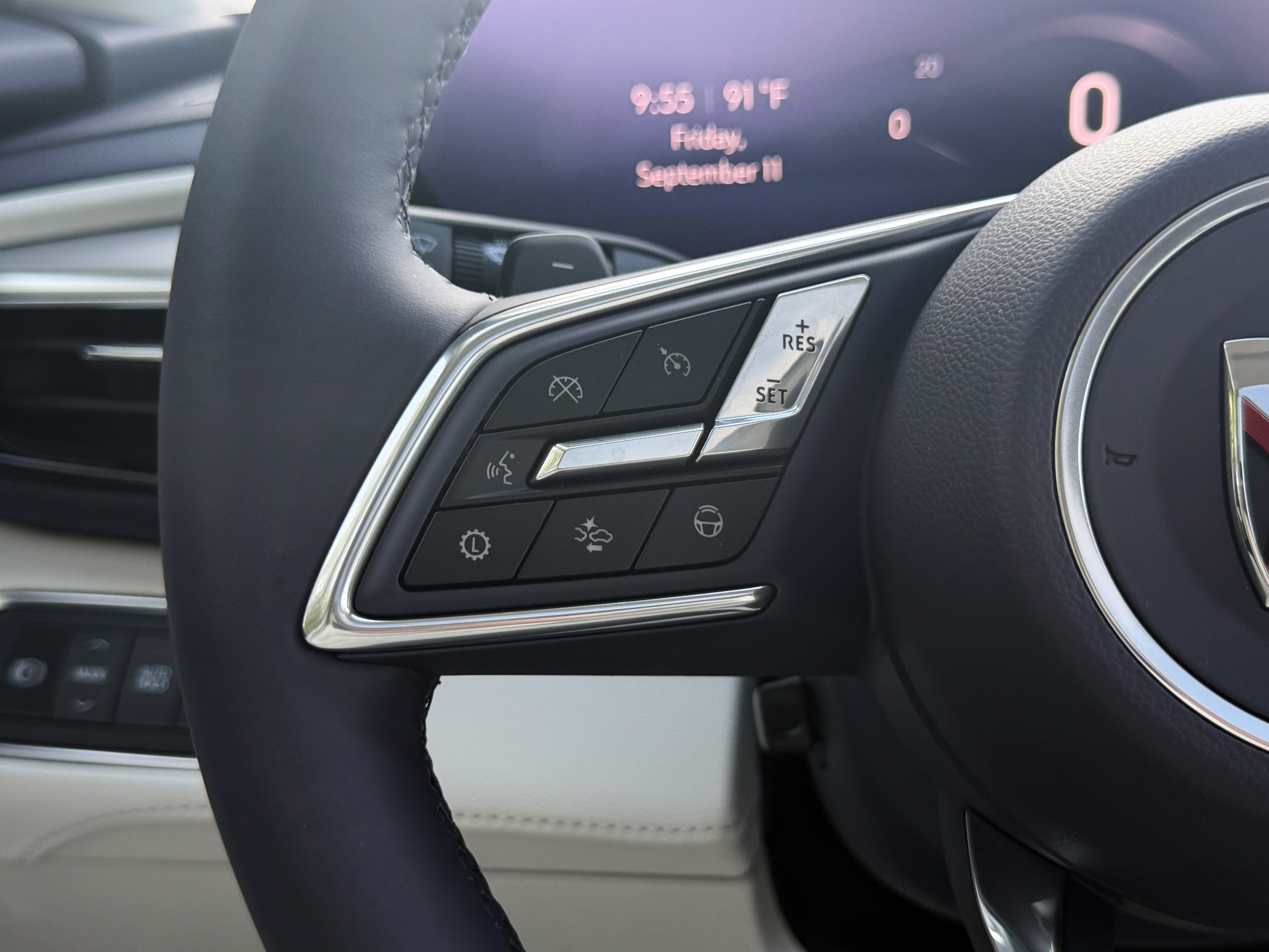 New 2027 Buick Enclave Avenir FWD image 38