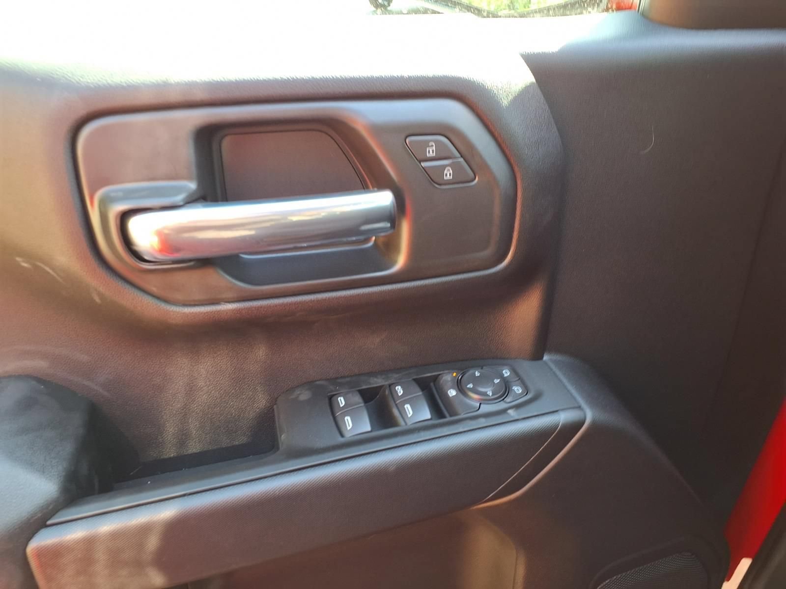 New 2026 Chevrolet Silverado 1500 Custom w/ Turbomax Blackout Package AWD/4WD image 15