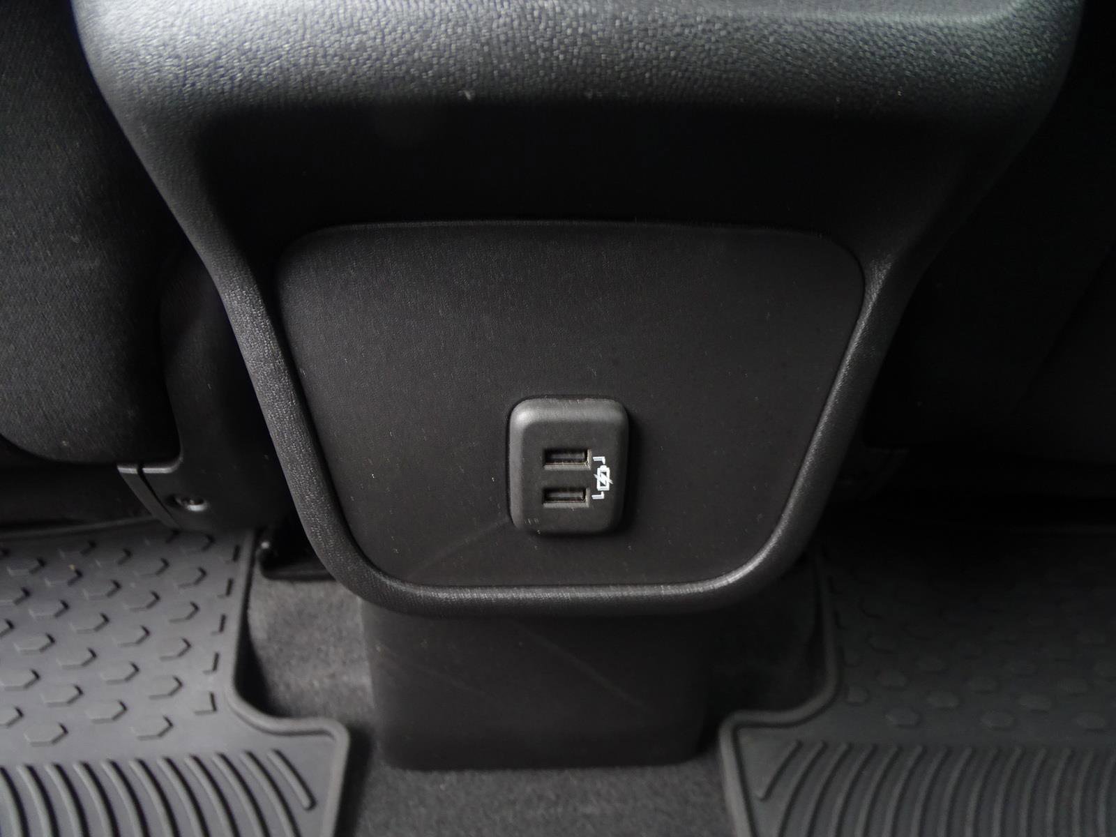 Used 2022 Chevrolet Equinox LT image 9