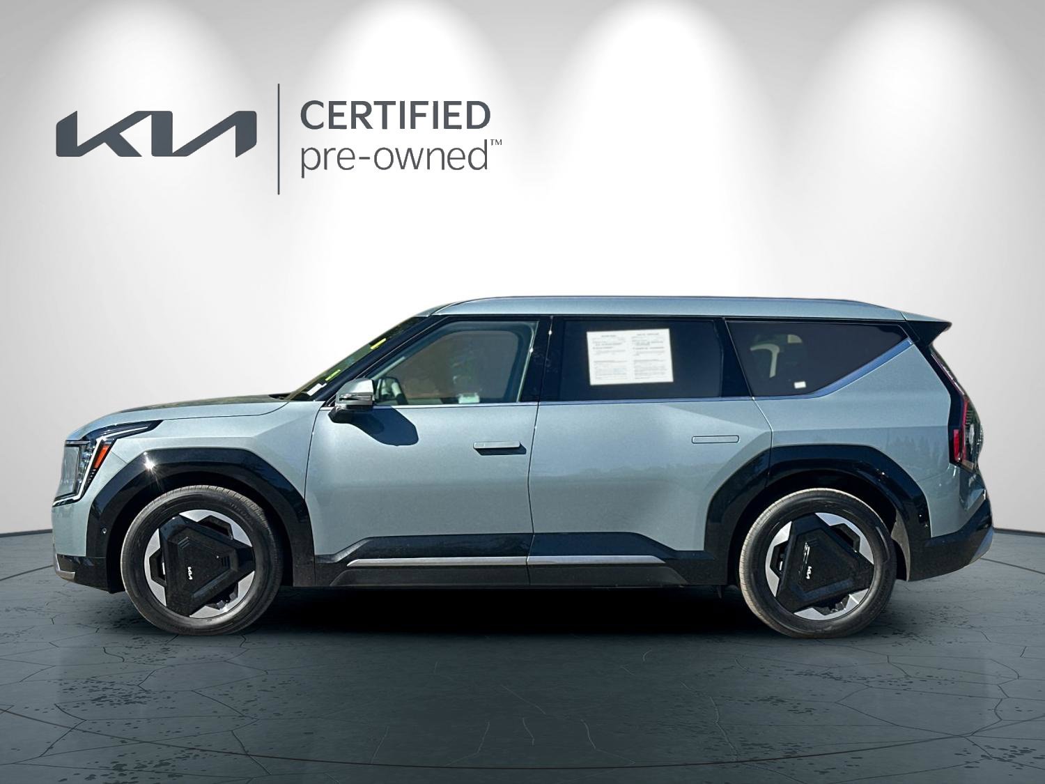 Certified 2024 Kia EV9 Land AWD/4WD image 7