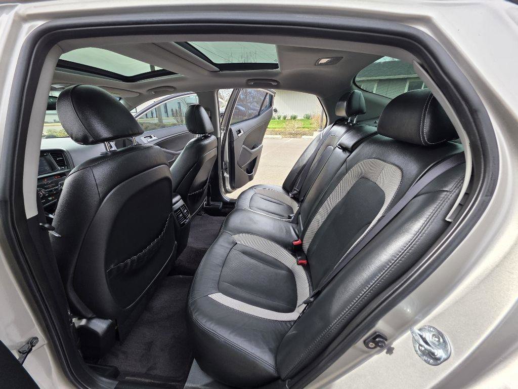 Used 2011 Kia Optima SX w/ Premium Pkg FWD image 17