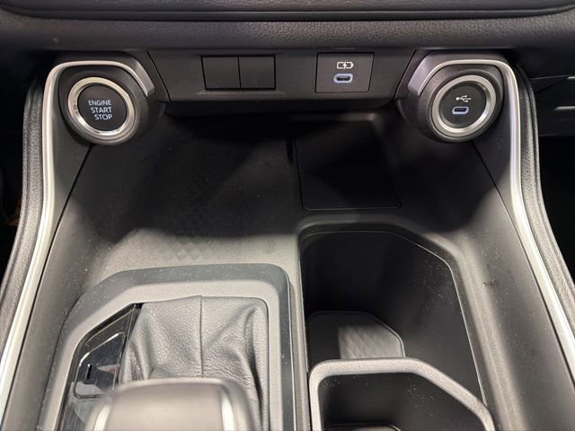Used 2025 Toyota Grand Highlander FWD image 18