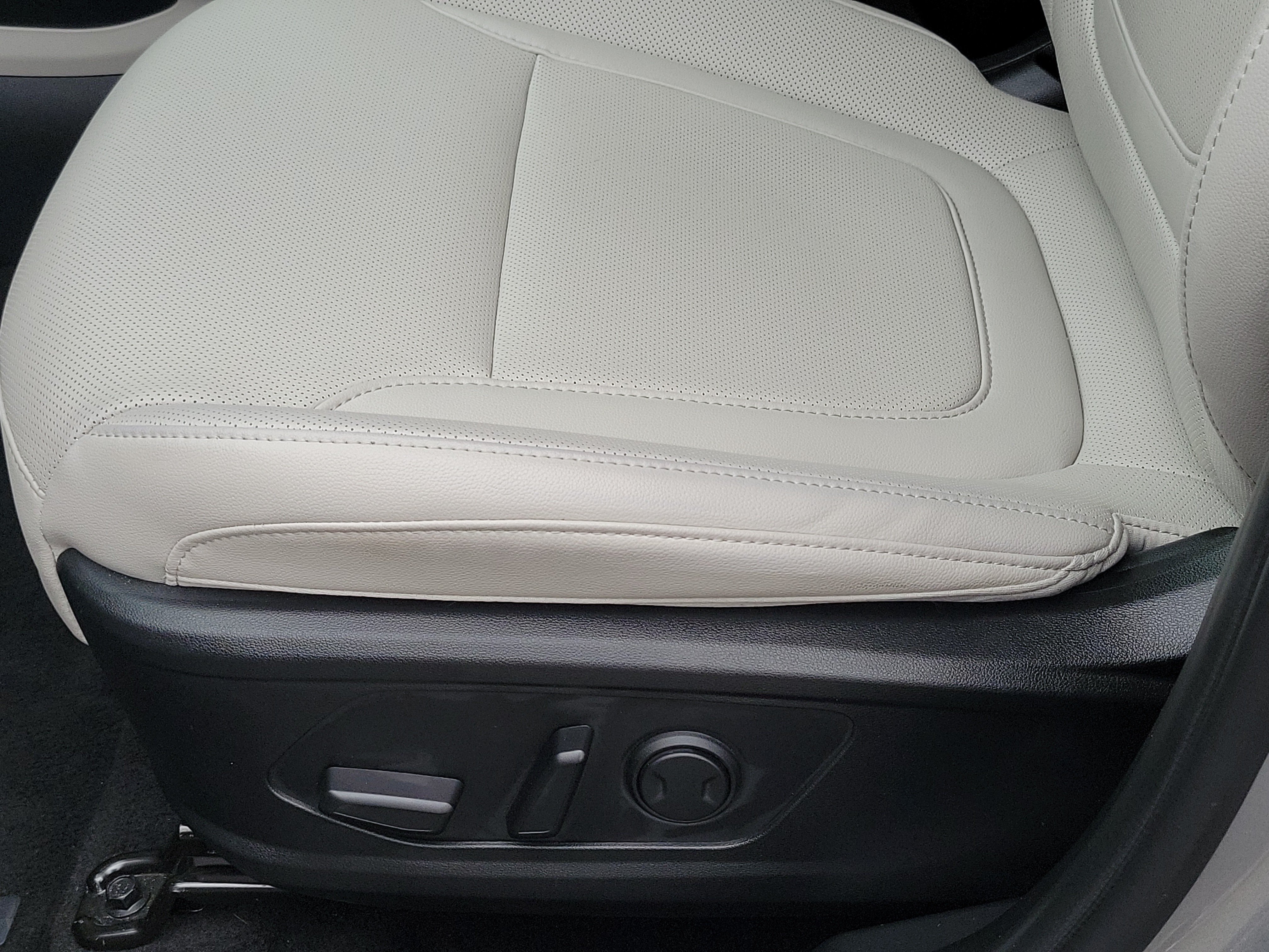 Certified 2023 Hyundai Tucson SEL w/ Convenience Package AWD/4WD image 18
