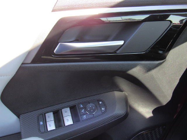 New 2026 Mitsubishi Outlander SE FWD image 11