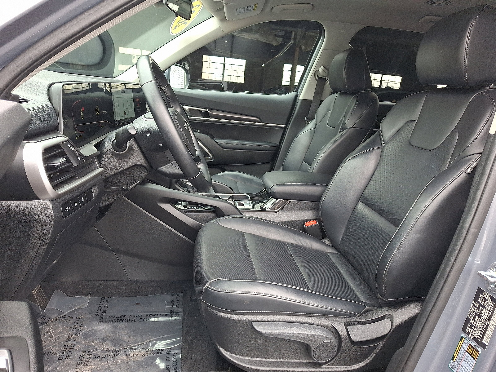 Used 2023 Kia Telluride LX image 15