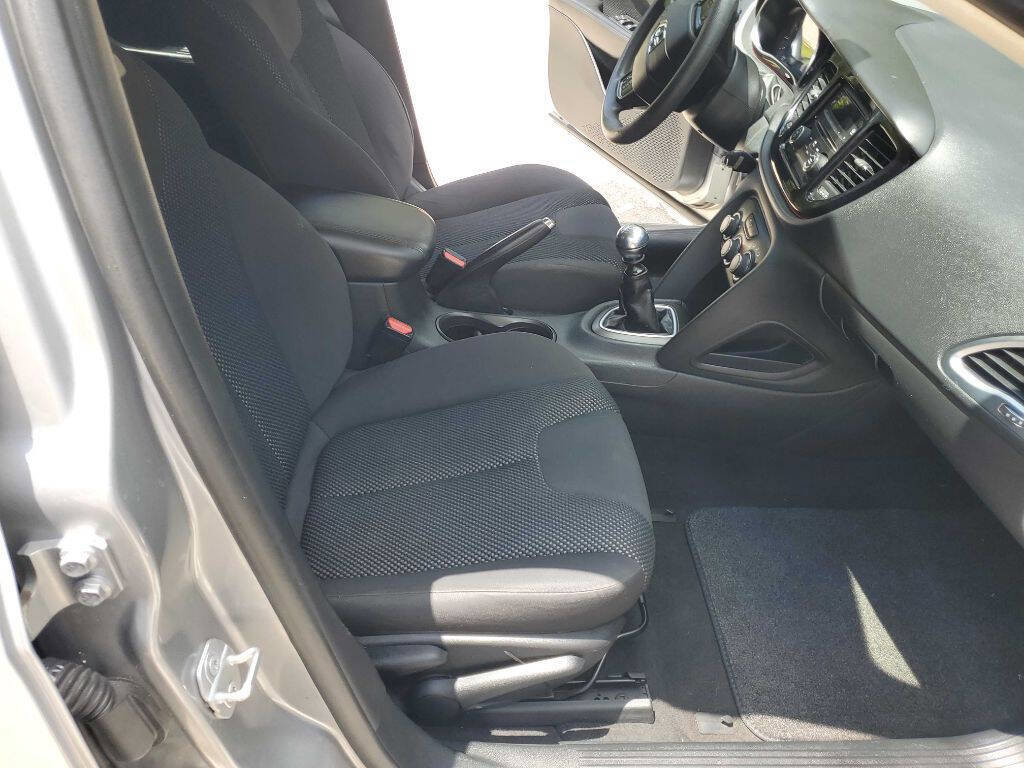 Used 2016 Dodge Dart SE w/ Convenience Group image 23