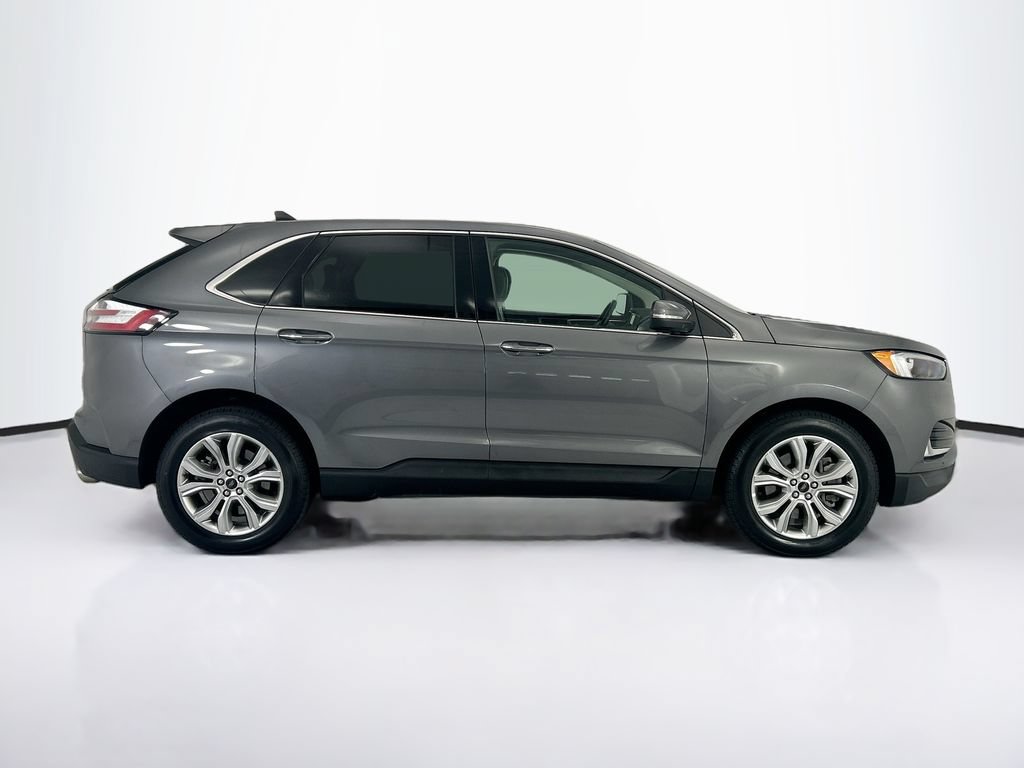 Used 2024 Ford Edge Titanium AWD/4WD image 4