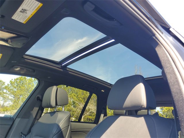 Used 2019 BMW X5 xDrive50i w/ M Sport Package image 14